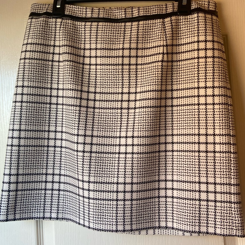 White House Black Market Skirt size 12